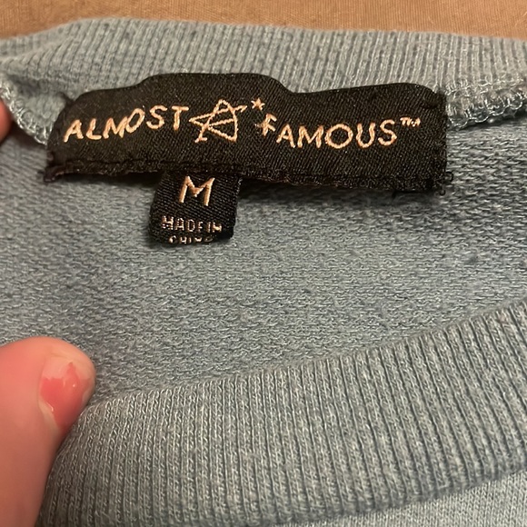 Long sleeve beaded on the sides size m - Picture 3 of 4